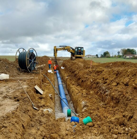 les-travaux-de-renouvellement-de-la-nouvelle-conduite-sont-assures-par-l-entreprise-sade-de-reims-1701020371